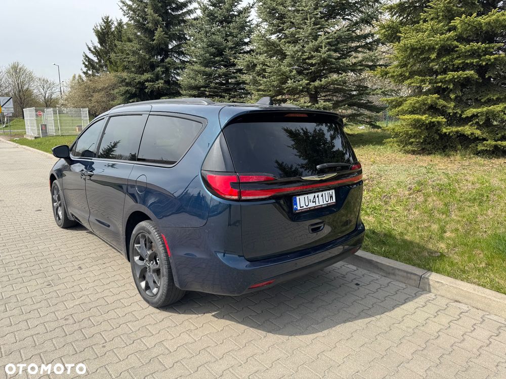 Chrysler Pacifica - 9