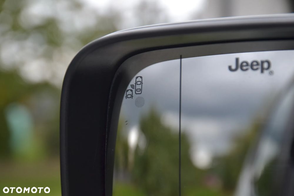 Jeep Renegade 1.6 MultiJet Limited Adventure Edition - 26