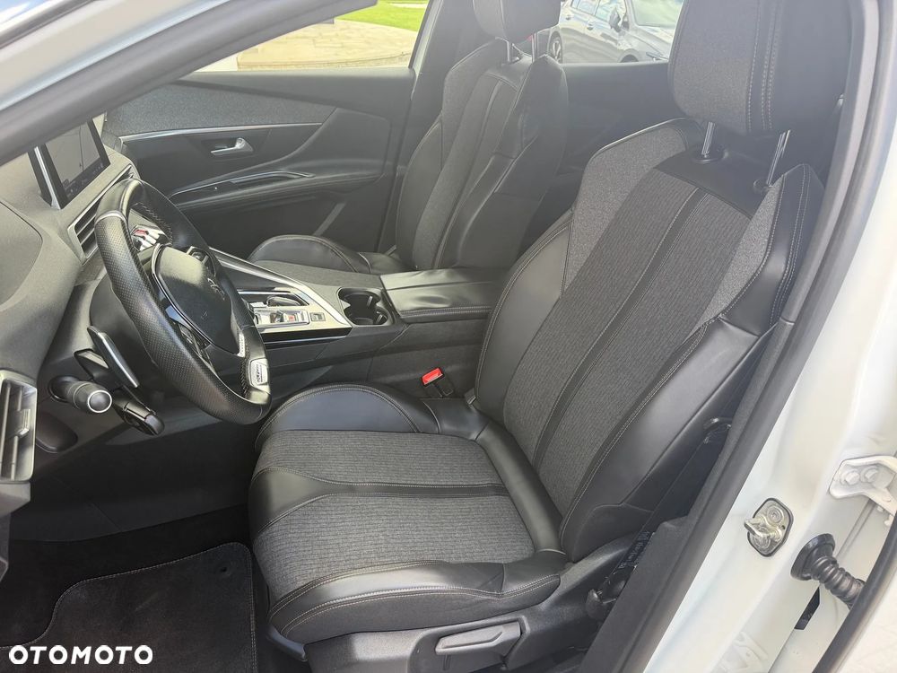 Peugeot 3008 - 12