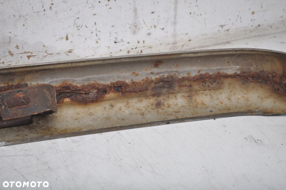 MERCEDES W123 ZDERZAK PRZÓD PRZEDNI - 3