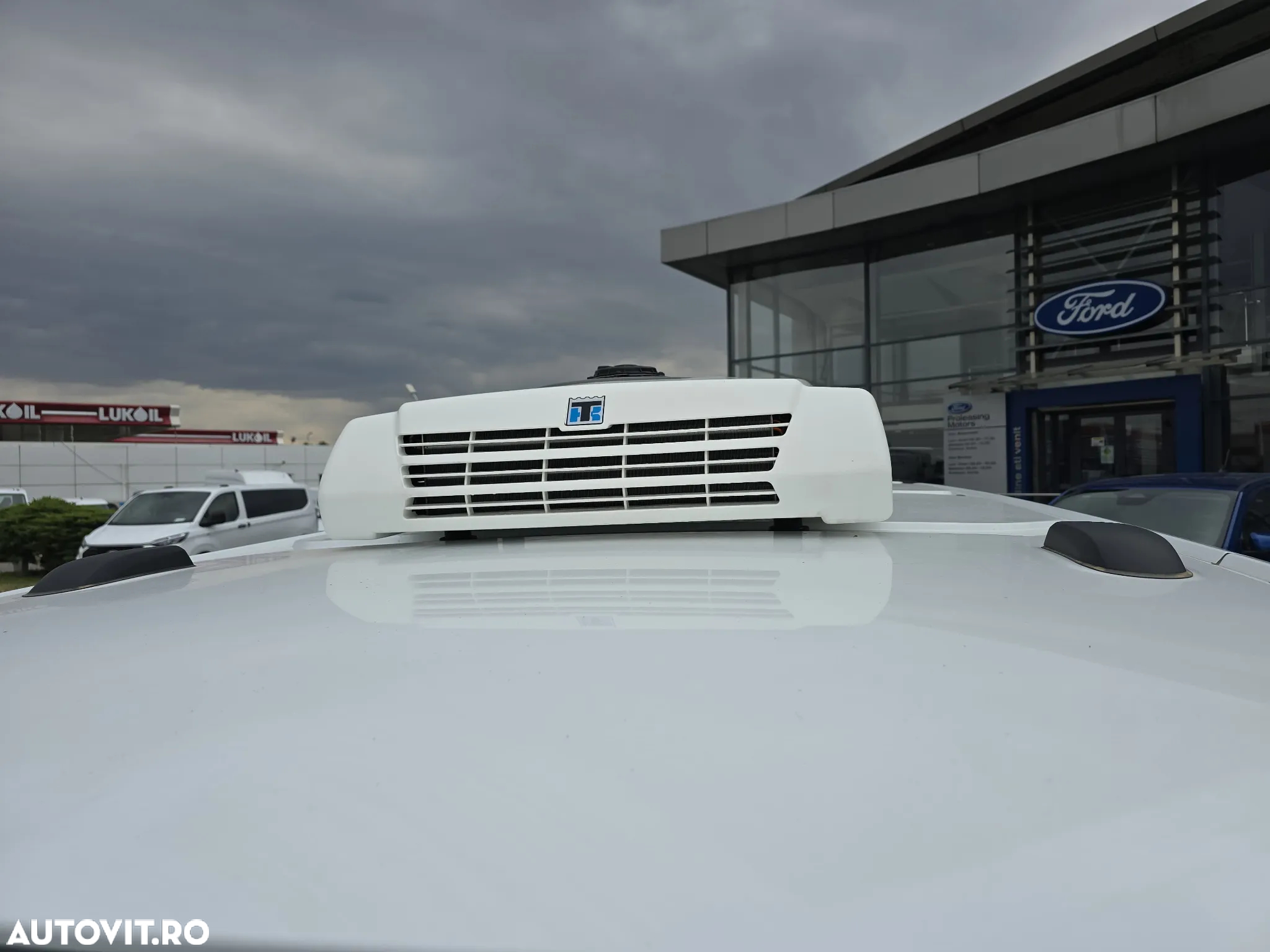 Ford Transit Custom Van 300L (L2H1) - 8