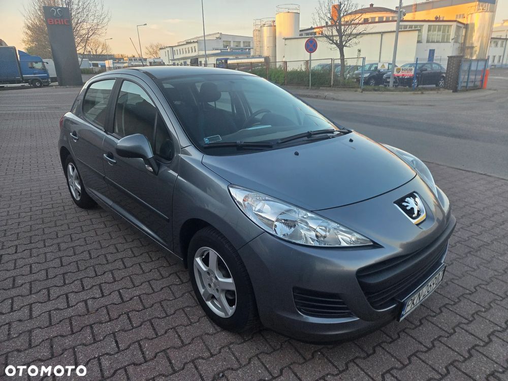 Peugeot 207 - 3