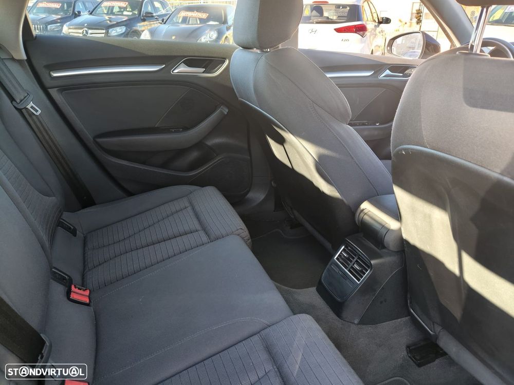 Audi A3 Sportback e-tron 1.4 TFSI Sport S tronic - 14