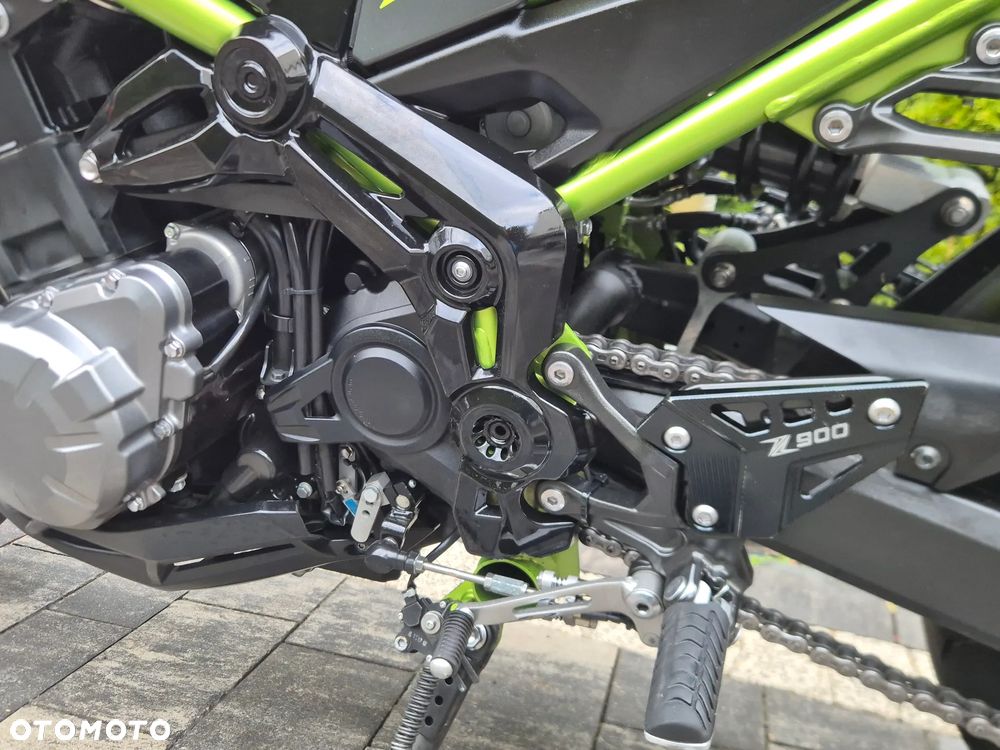 Kawasaki Z 900 - 22