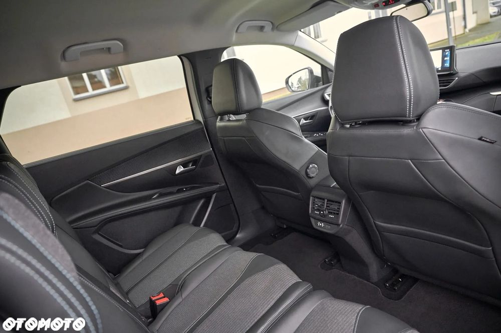 Peugeot 5008 BlueHDi 130 EAT8 Allure Pack - 31