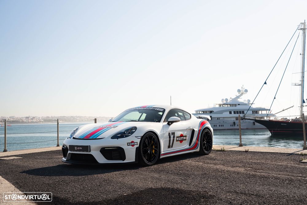 Porsche 718 Cayman GT4 PDK - 16