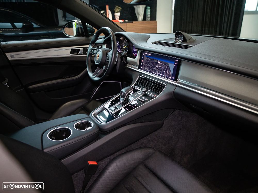 Porsche Panamera Sport Turismo 4 E-Hybrid Platinum Edition PDLS - 43