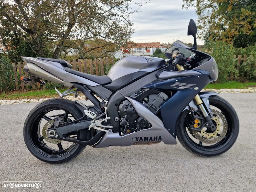 Yamaha YZF R1  Possível Financiamento - 2