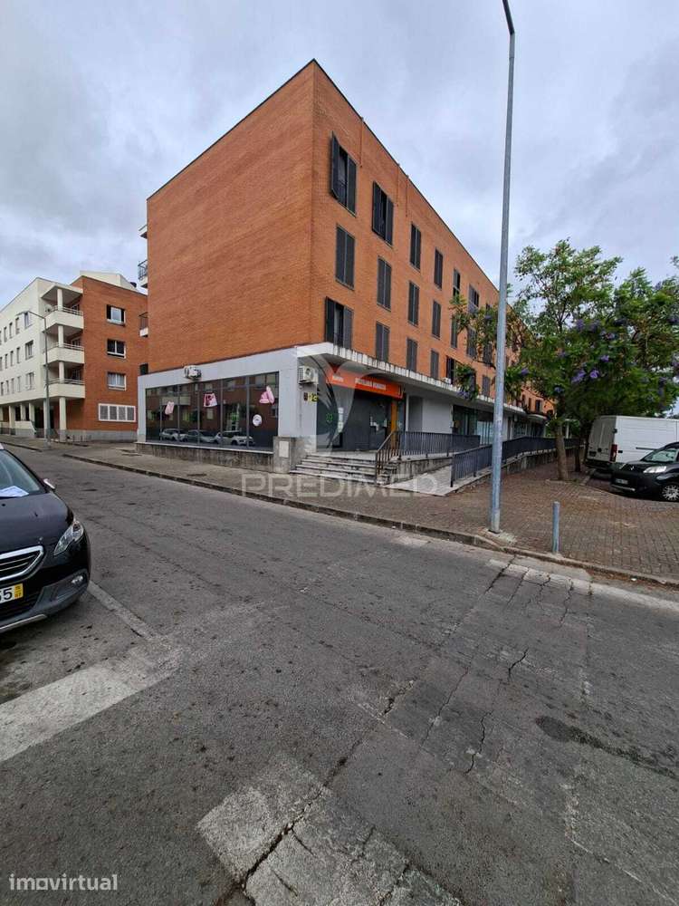 Trespasse em Alhos Vedros - Grande imagem: 5/25
