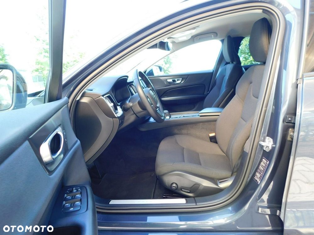 Volvo V60 B4 D Geartronic Momentum Pro - 6