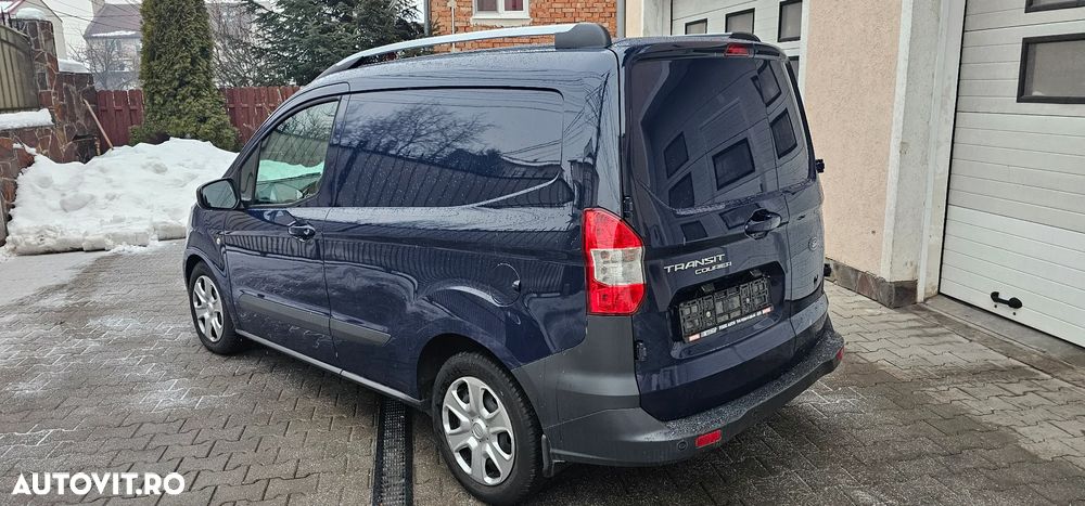 Ford Transit Courier - 4