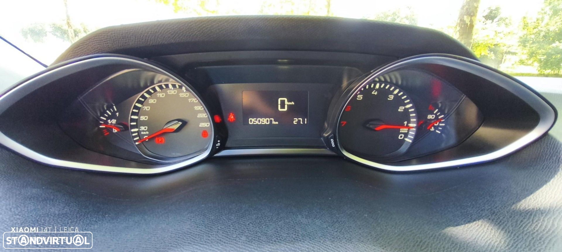 Peugeot 308 1.2 PureTech Allure - 25