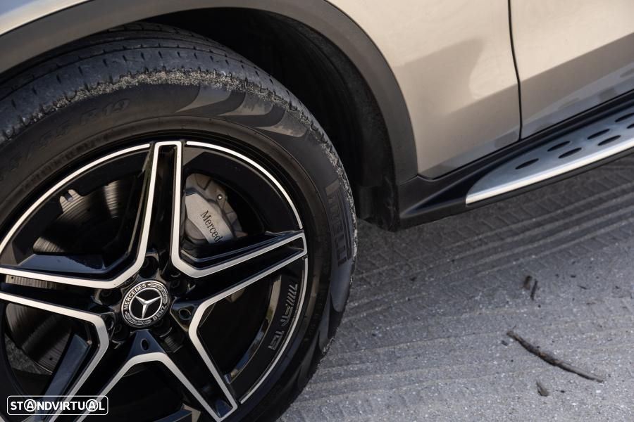 Mercedes-Benz GLC 300 e Coupe 4Matic - 22