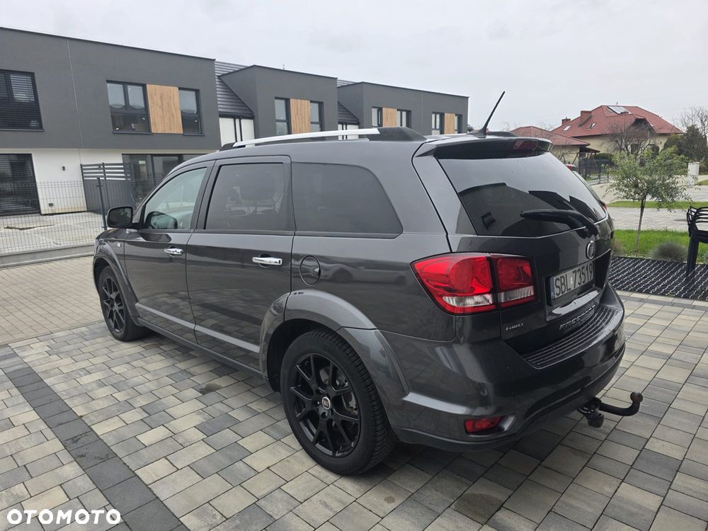 Fiat Freemont 2.0 Multijet 16V DPF Automatik Allrad Black Code - 3