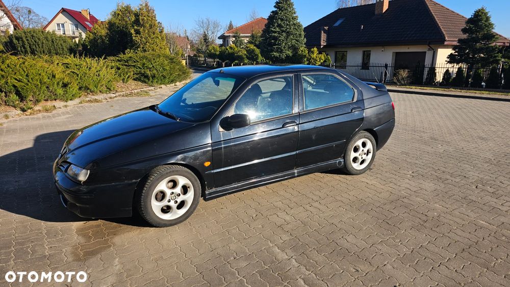 Alfa Romeo 146 - 10