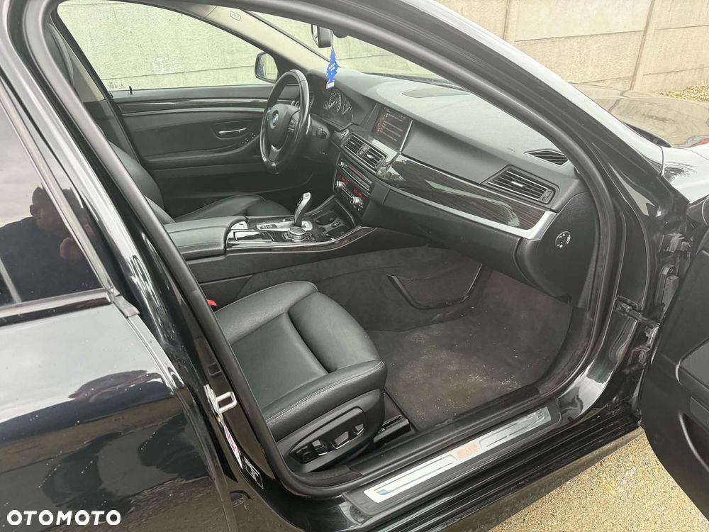 BMW Seria 5 530d Luxury Line - 19