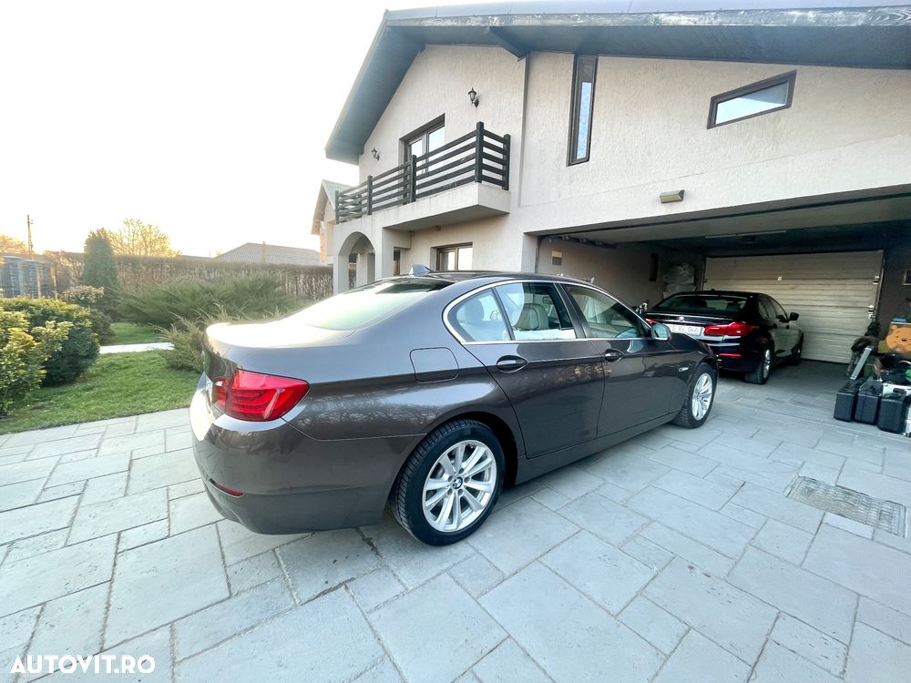 BMW Seria 5 520d Gran Turismo - 3