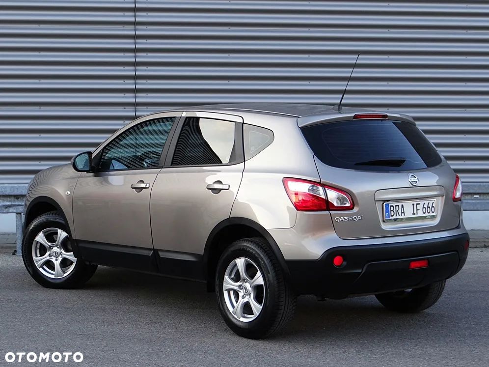 Nissan Qashqai 1.6 visia - 20