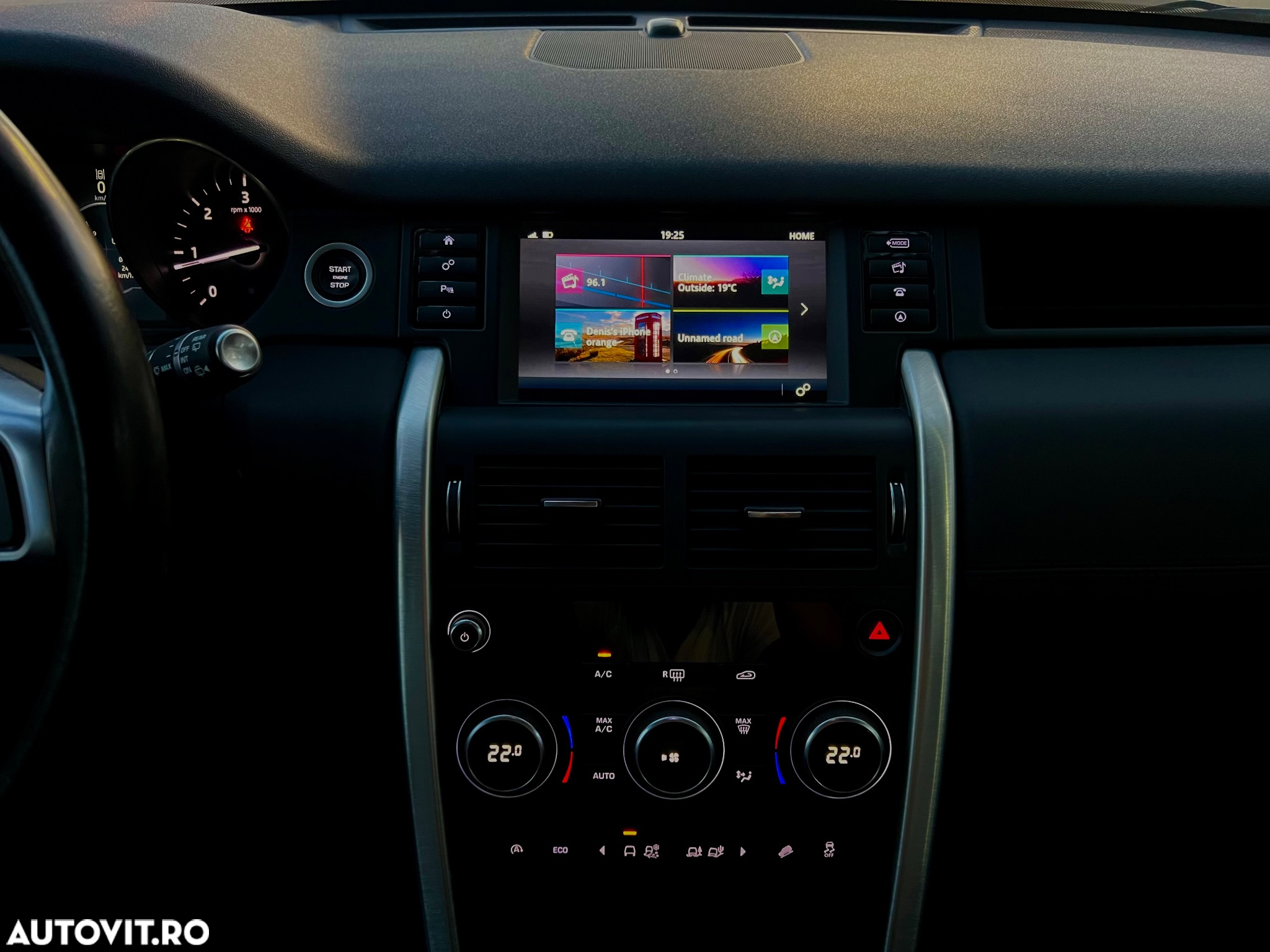 Land Rover Discovery Sport - 10