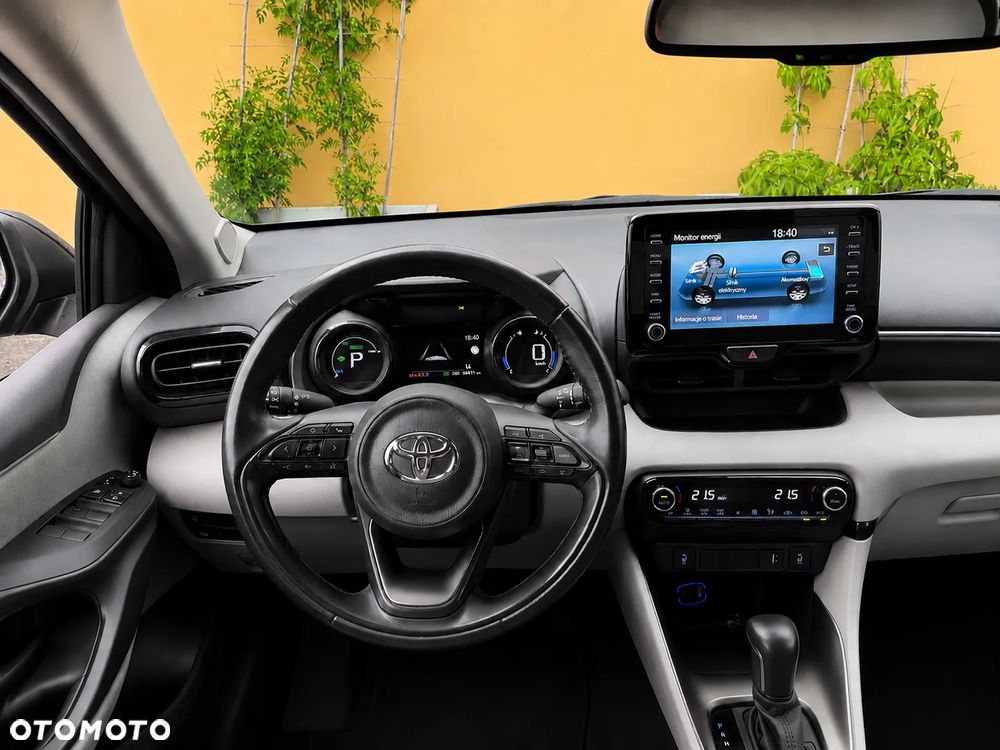 Toyota Yaris Hybrid 1.5 Selection Elegant - 3