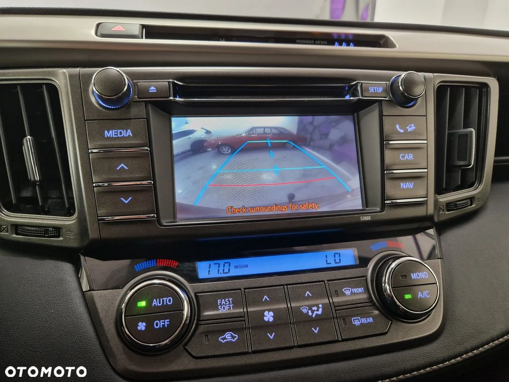 Toyota RAV4 - 6