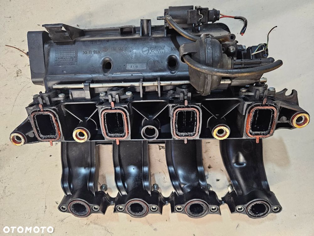 BMW E60 E61 1 E87 X3 E83 2.0 D kolektor ssący 7795393 7787318 7788194 - 2