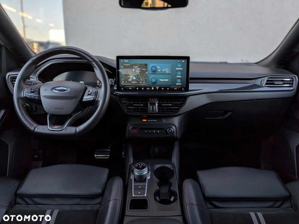 Ford Focus 2.3 EcoBoost ST X - 18