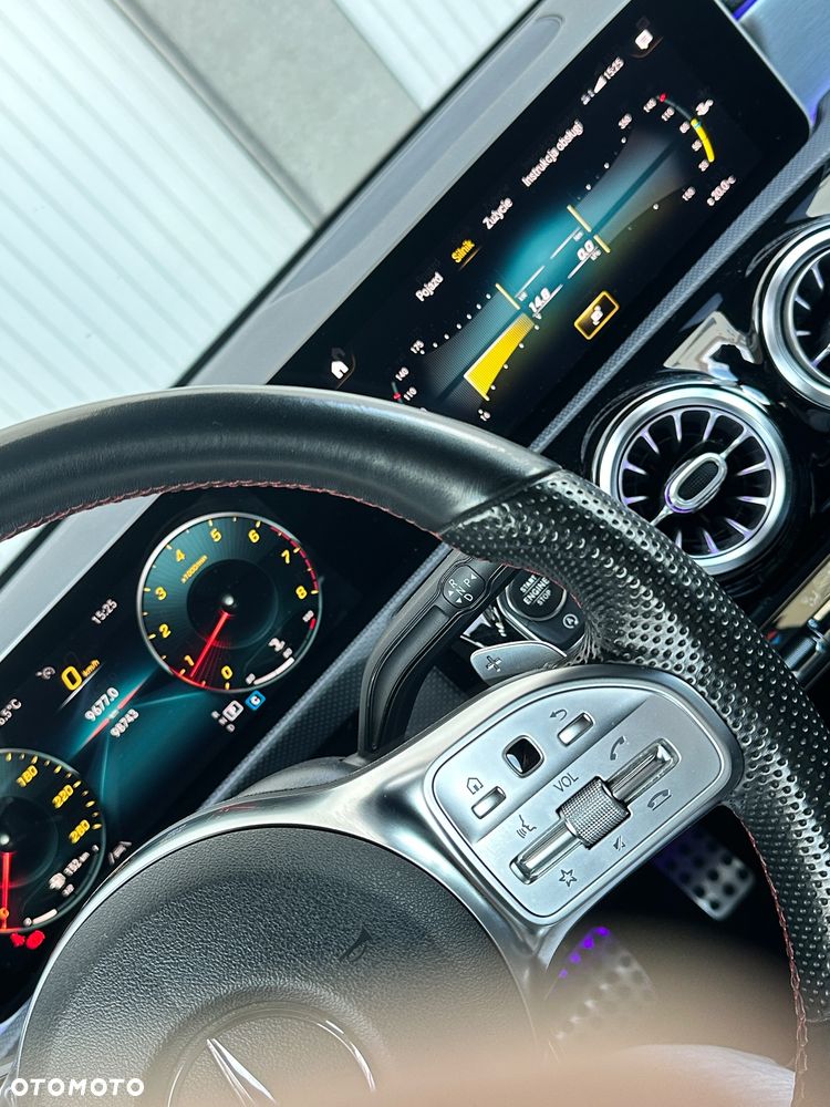 Mercedes-Benz CLA 180 AMG Line 7G-DCT - 18