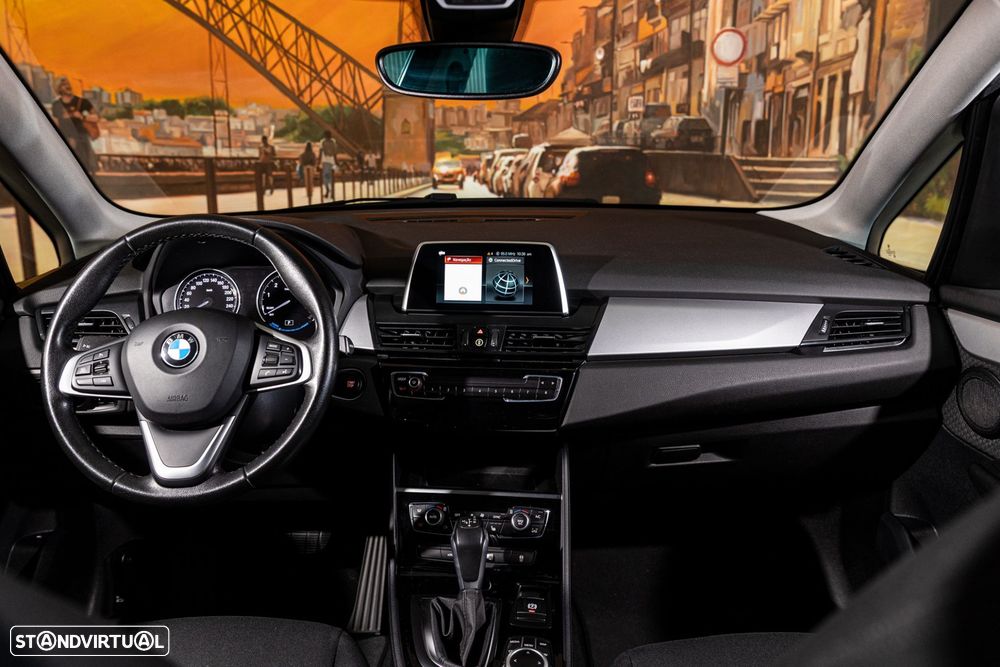 BMW 225xe Active Tourer Advantage - 11