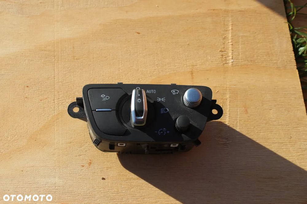 Przełącznik Świateł Audi Q7 A5 4M0941531AL USA 2019 - 2