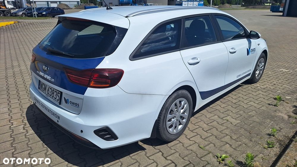 Kia Ceed 1.6 CRDi SCR M - 11
