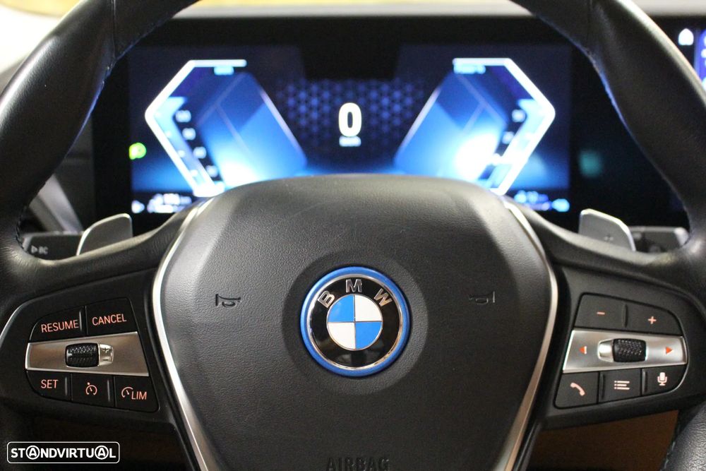 BMW 320 e Line Sport Auto - 26