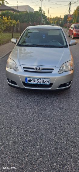 Toyota Corolla - 1