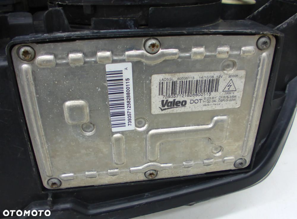 Renault Laguna 2 II Lampa xenon Prawy przód EU - 6