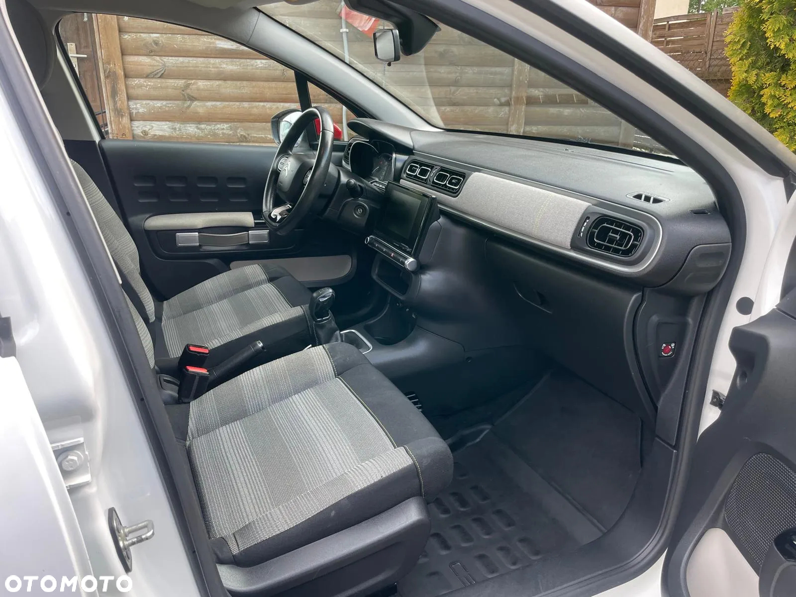 Citroën C3 1.2 PureTech Exclusive - 13