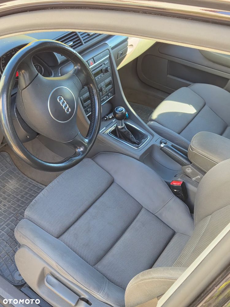 Audi A4 Avant - 7