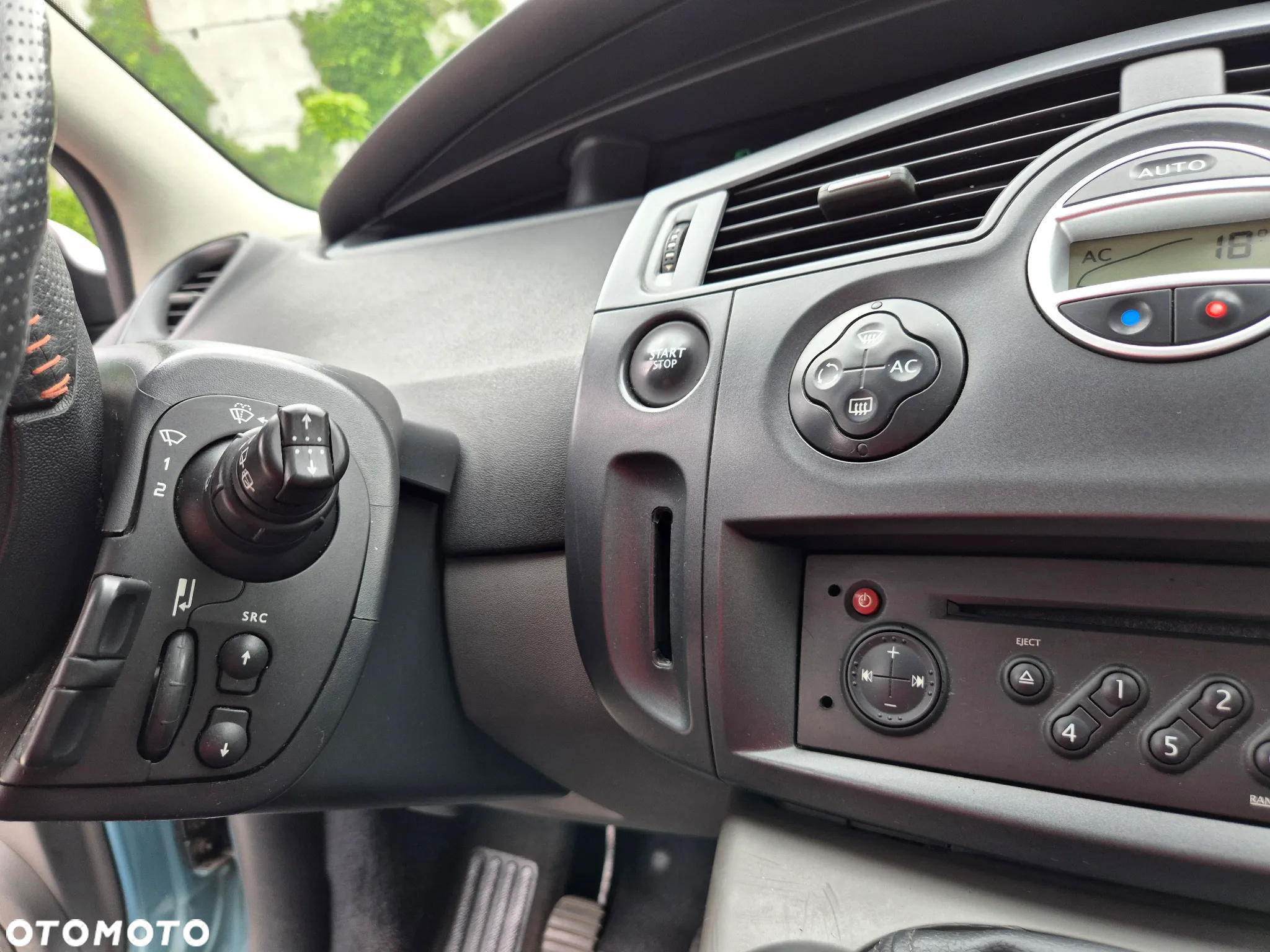 Renault Scenic 1.9 dCi FAP Conquest - 22
