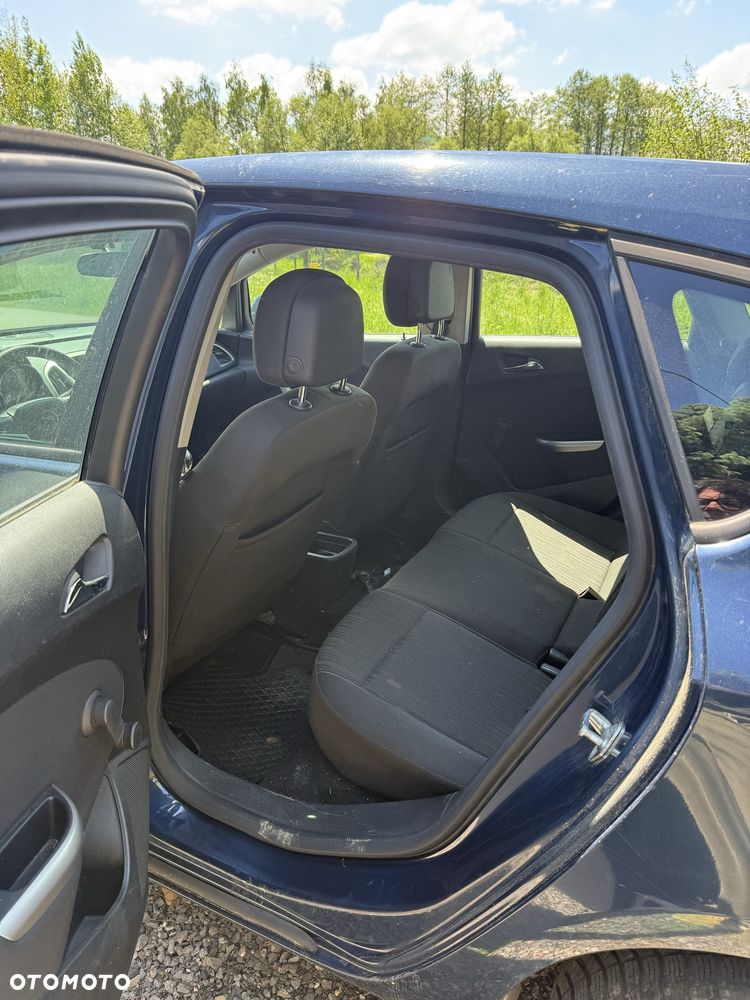 Opel Astra - 6