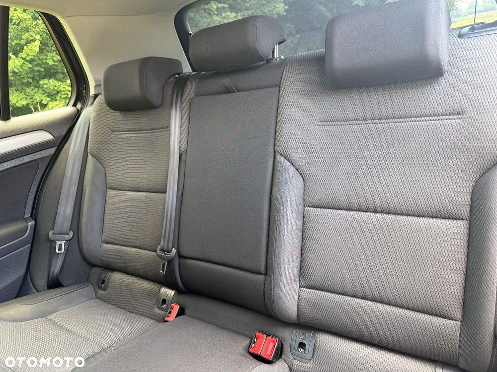Volkswagen Golf 1.6 TDI BlueMotion Trendline - 11