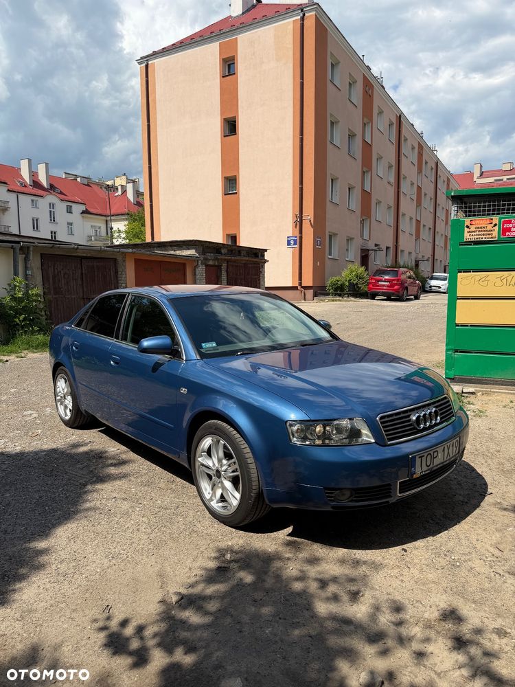 Audi A4 Limousine - 2