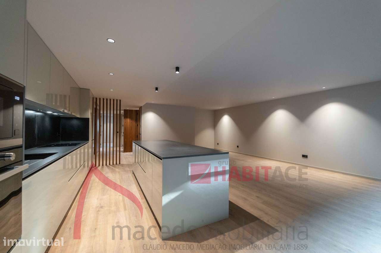 Apartamento T3 Novo para Arrendamento  em São Vicente - Grande imagem: 4/49