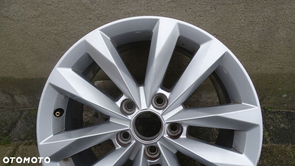 AUDI A3 8Y0 7Jx16H2-N ET40 5x112 - felga - 2