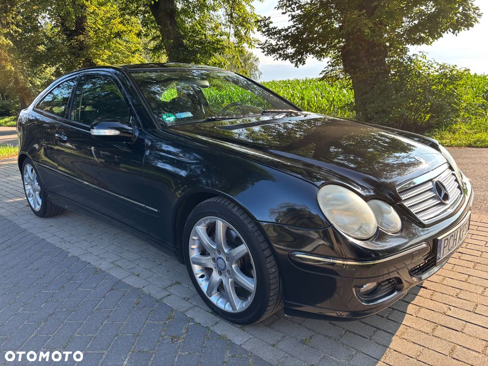 Mercedes-Benz Klasa C 230 Avantgarde Sport Edition - 3