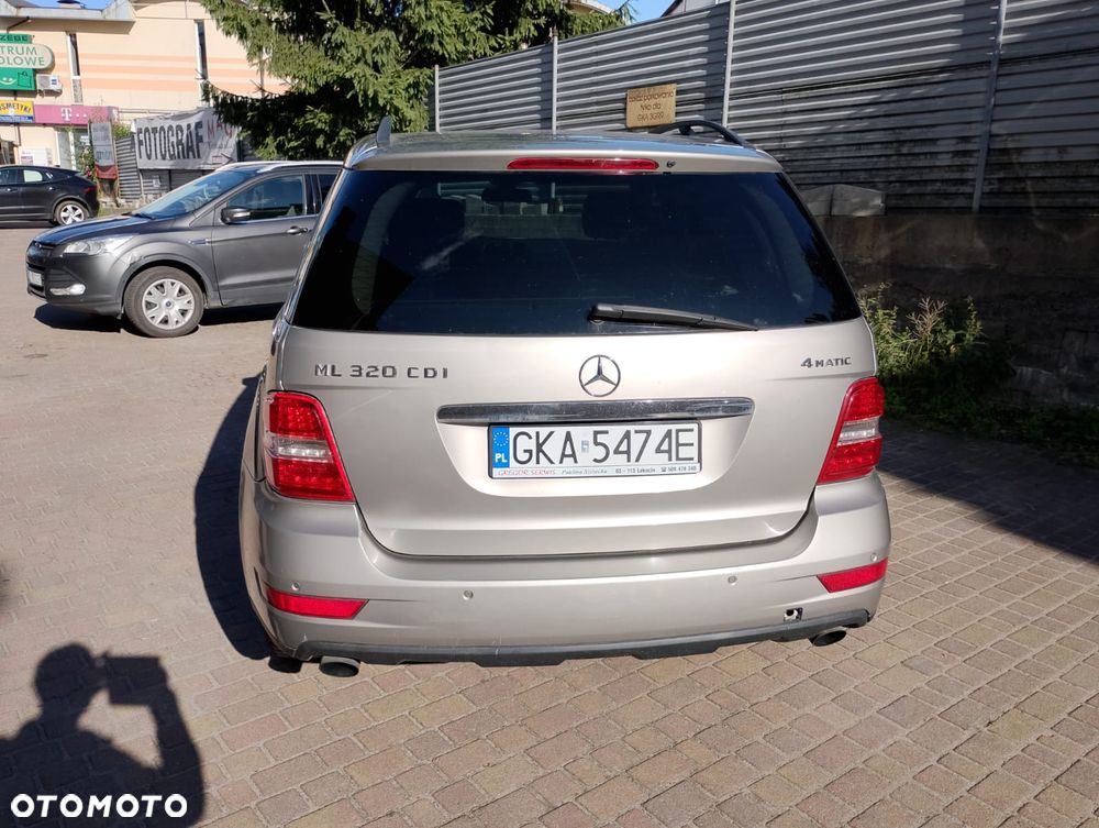 Mercedes-Benz ML 320 CDI 4-Matic - 3