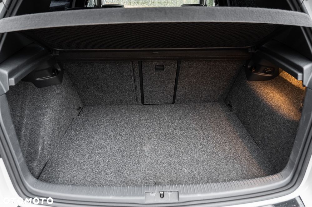 Volkswagen Golf 2.0 R DSG - 35