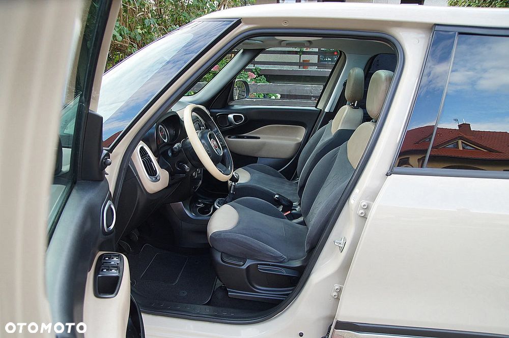 Fiat 500L 1.4 16V Opening Edition - 16