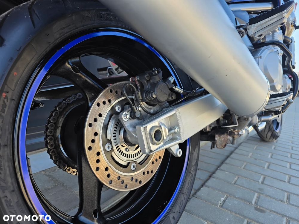 Suzuki Bandit - 10