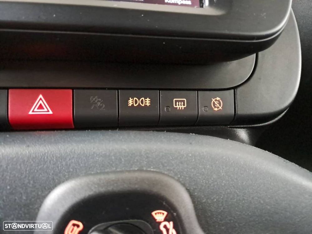 Fiat Panda 1.0 Hybrid Cross - 23