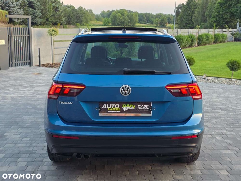 Volkswagen Touran - 37