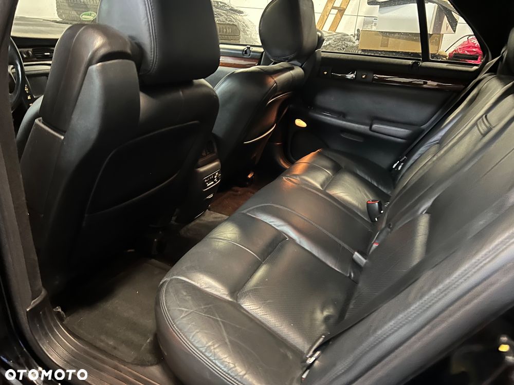 Cadillac Seville - 10